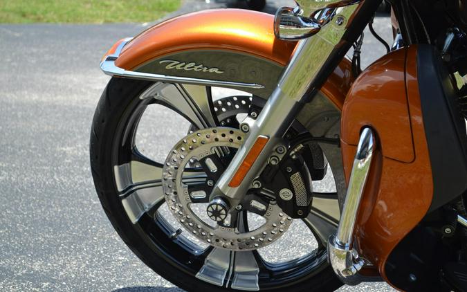 2015 Harley-Davidson® Electra Glide® Ultra Classic® Low - FLHTCUL