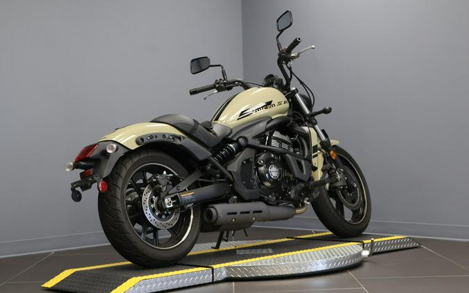 2024 Kawasaki Vulcan® S ABS Pearl Sand Khaki/Ebony