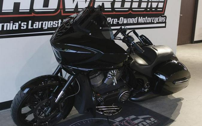 2016 Victory Motorcycles® Cross Country 8-Ball™ Gloss Black