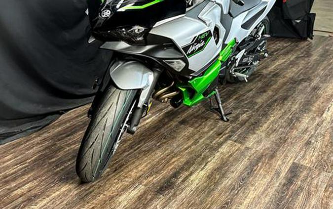 2024 Kawasaki Ninja 7 Hybrid ABS