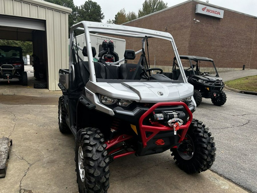 2025 Can-Am Defender X Mr HD10 Hyper Silver & Legion Red