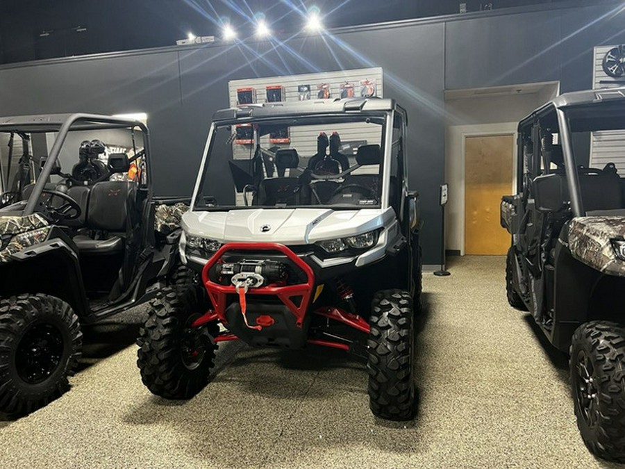 2025 Can-Am Defender X Mr HD10 Hyper Silver & Legion Red