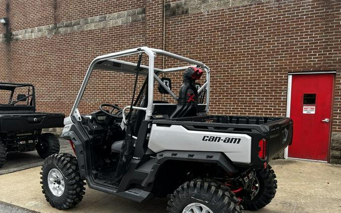 2025 Can-Am Defender X Mr HD10 Hyper Silver & Legion Red