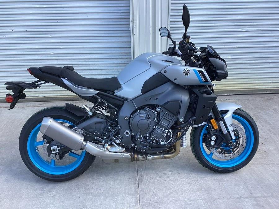 2025 Yamaha MT 10