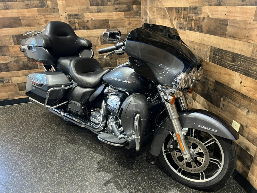 2021 Harley-Davidson® Ultra Limited Gauntlet Gray Metallic/Vivid Black FLHTK