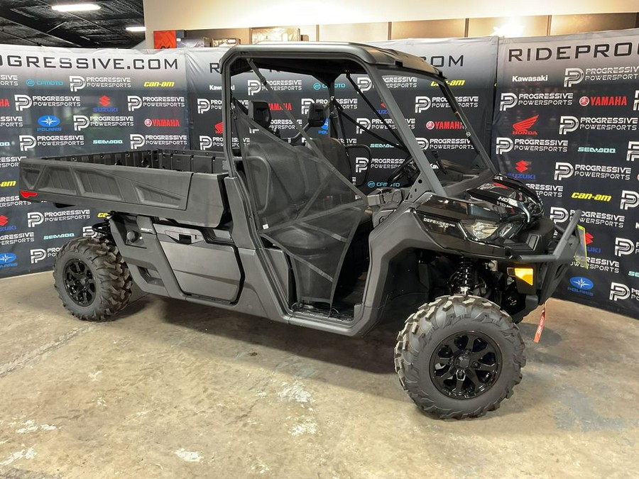 2026 Can-Am® Defender PRO XT HD10