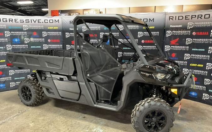 2026 Can-Am® Defender PRO XT HD10