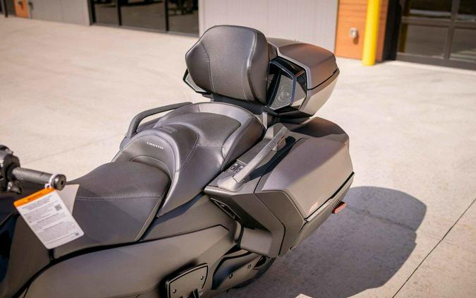 2026 Can-Am® Spyder RT Limited Dark