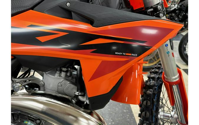 2025 KTM SX 300