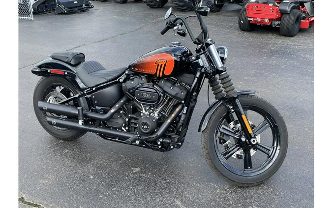 2022 Harley-Davidson® Fat Boy® 114 Midnight Crimson/Vivid Black