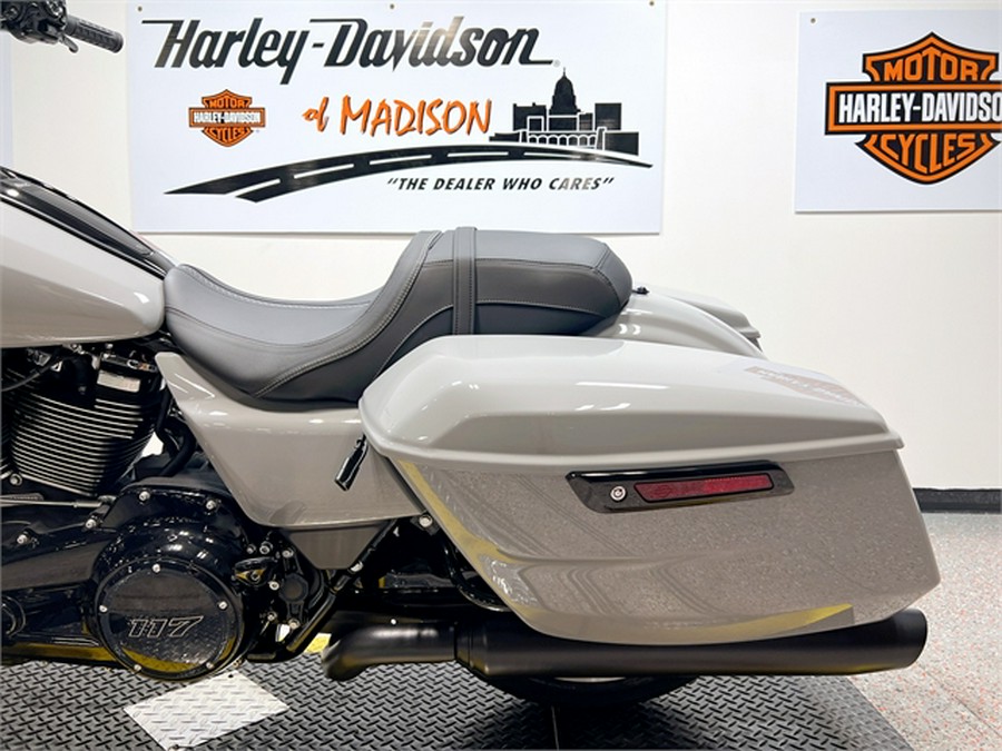 2024 Harley-Davidson Road Glide FLTRX Billiard Gray Black Trim