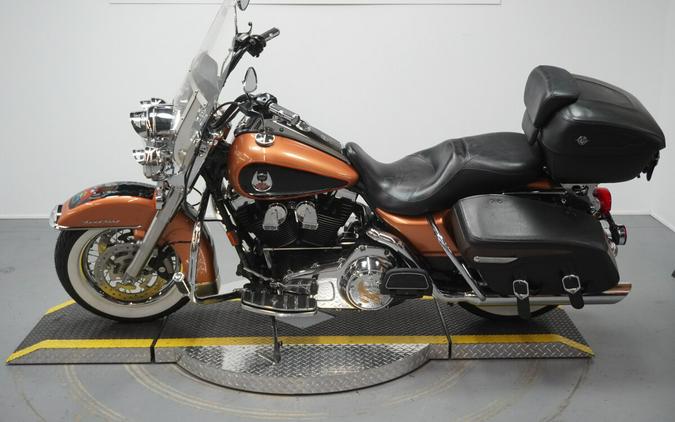 2008 Harley-Davidson® Road King® Classic 105th Anniversary Copper Pearl & Vivid Black