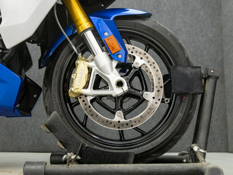 2024 BMW R1250RS W/ABS