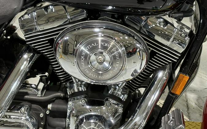 2006 Harley-Davidson® Road King® Two-Tone Fire Red Pearl and Vivid Black