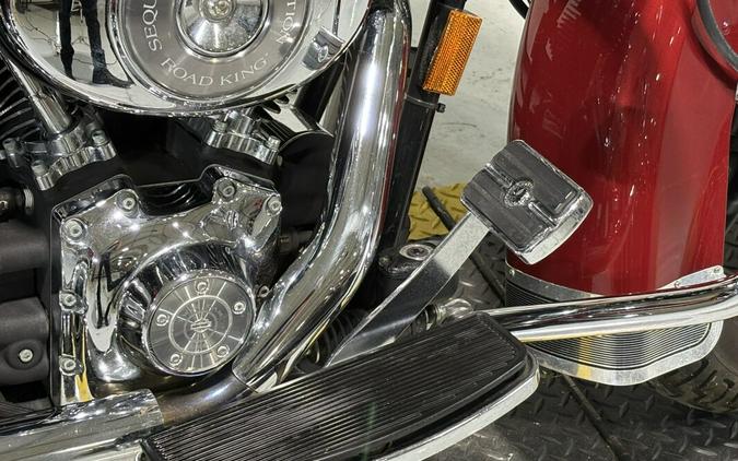 2006 Harley-Davidson® Road King® Two-Tone Fire Red Pearl and Vivid Black