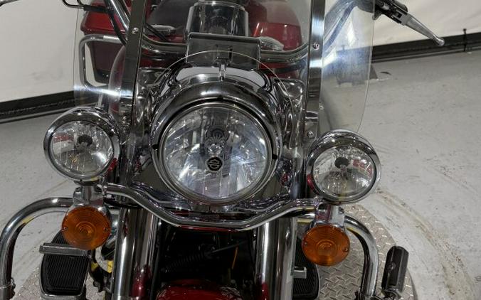2006 Harley-Davidson® Road King® Two-Tone Fire Red Pearl and Vivid Black