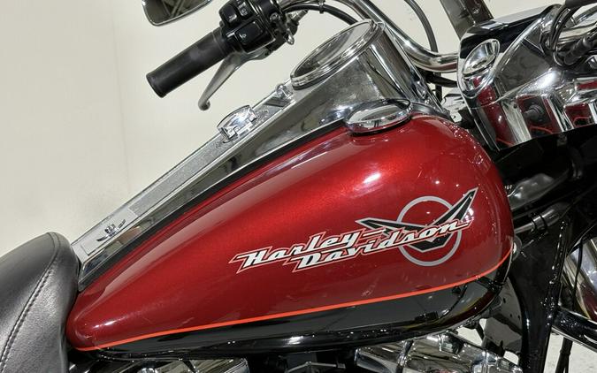 2006 Harley-Davidson® Road King® Two-Tone Fire Red Pearl and Vivid Black