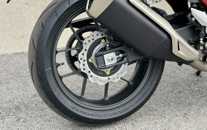 2026 Honda CB750 Hornet E-Clutch