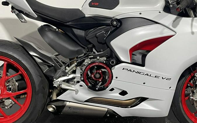 2022 Ducati Panigale V2 White Rosso Livery