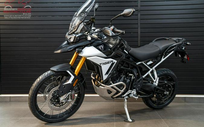 2024 Triumph Tiger 900 Rally Pro Carbon Black / Sapphire Black