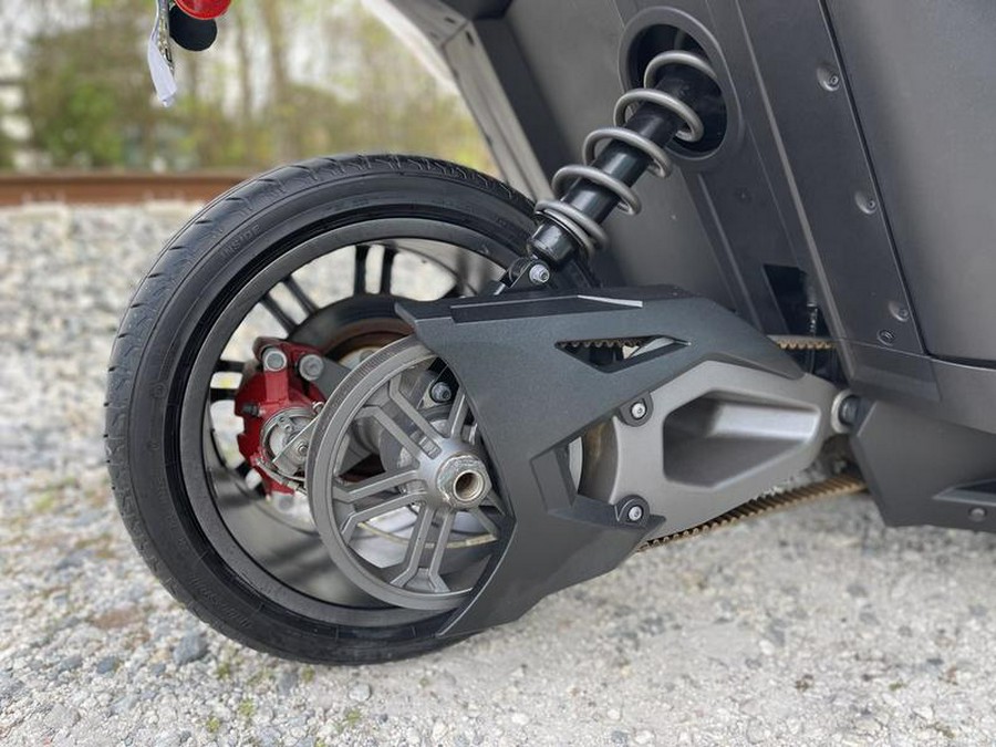 2017 Polaris® Slingshot® SL Black Pearl