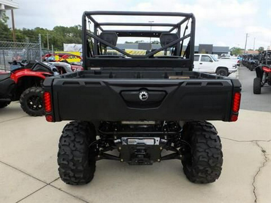 2023 Can-Am Defender MAX DPS HD7