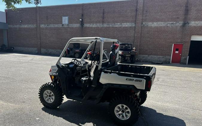 2025 Can-Am Defender X Mr HD10 Hyper Silver & Legion Red