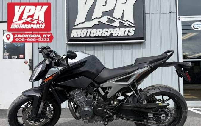 2019 KTM 790 Duke