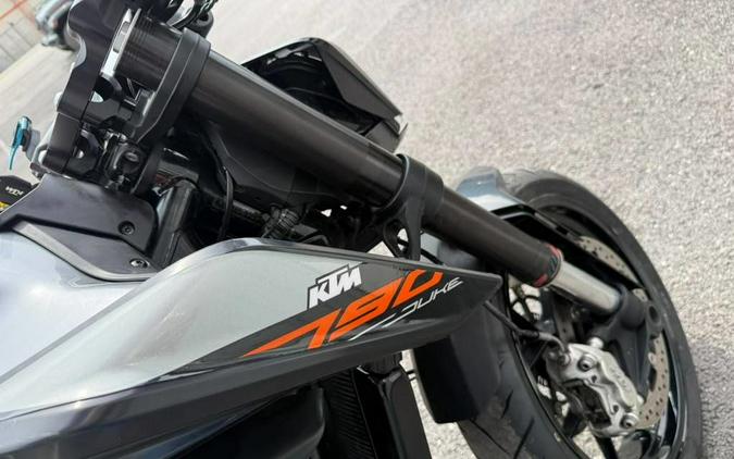 2019 KTM 790 Duke