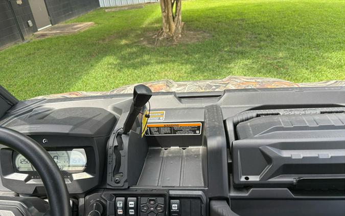 2025 Can-Am Defender MAX X mr HD10