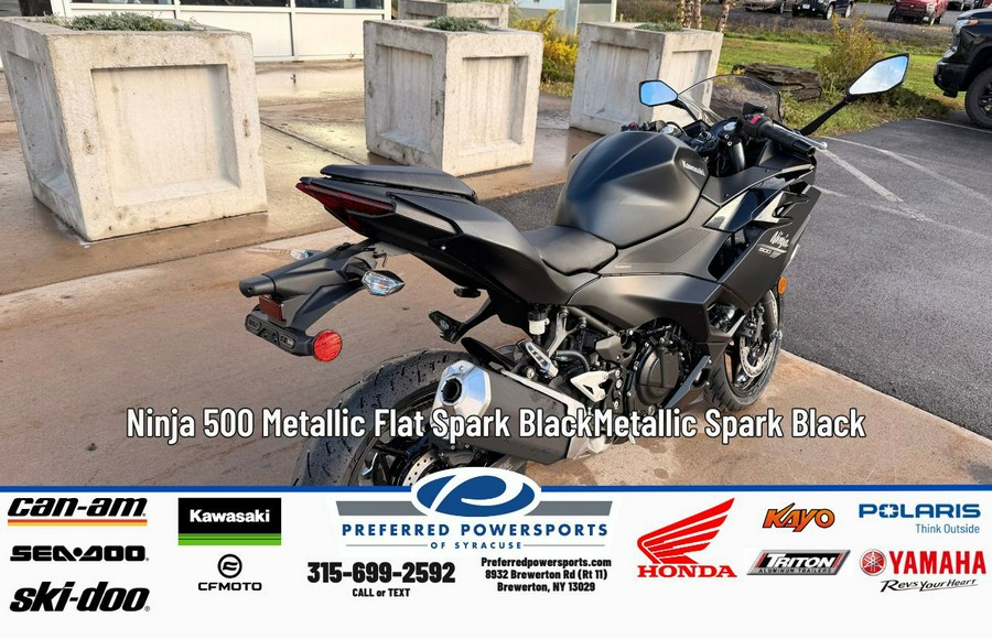 2026 Ninja 500 ABS Metallic Flat Spark Black/Metallic Spark Black - Kawasaki