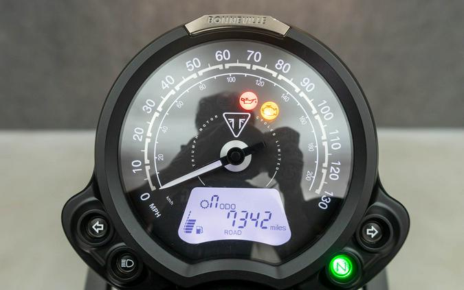 2024 TRIUMPH SPEED TWIN 900 STEALTH EDITION