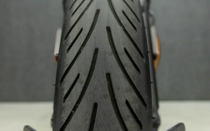 2024 TRIUMPH SPEED TWIN 900 STEALTH EDITION