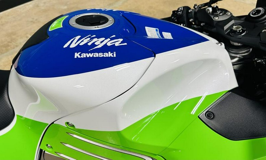 2024 Kawasaki Ninja® ZX™-14R 40th Anniversary Edition ABS