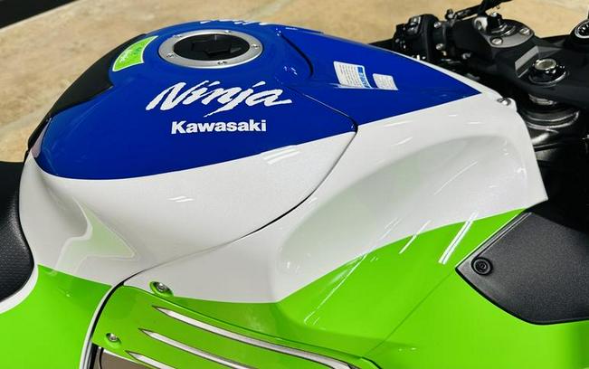 2024 Kawasaki Ninja® ZX™-14R 40th Anniversary Edition ABS