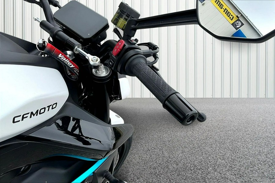 2026 CFMOTO 675NK CF650-11US