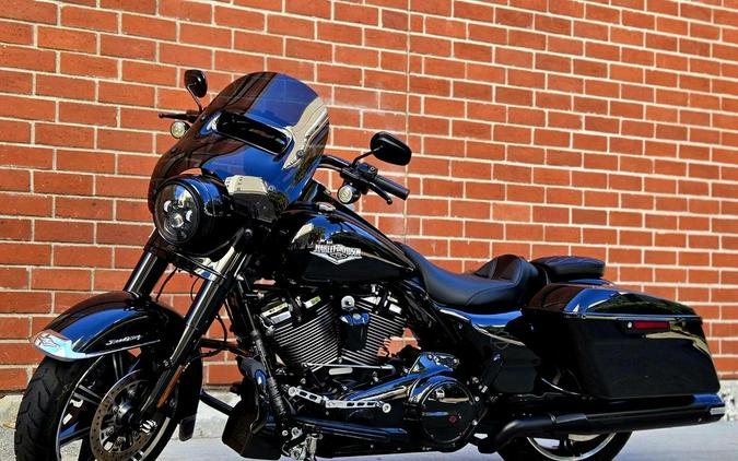 2021 Harley-Davidson® FLHR - Road King®