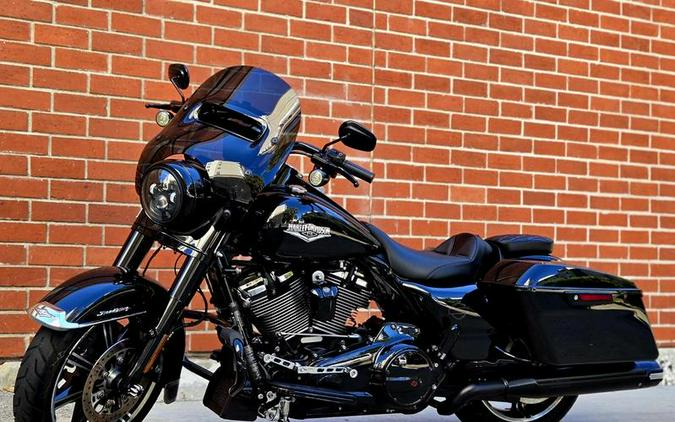 2021 Harley-Davidson® FLHR - Road King®