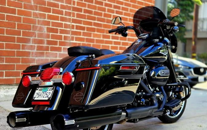 2021 Harley-Davidson® FLHR - Road King®