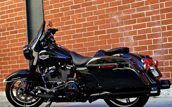 2021 Harley-Davidson® FLHR - Road King®