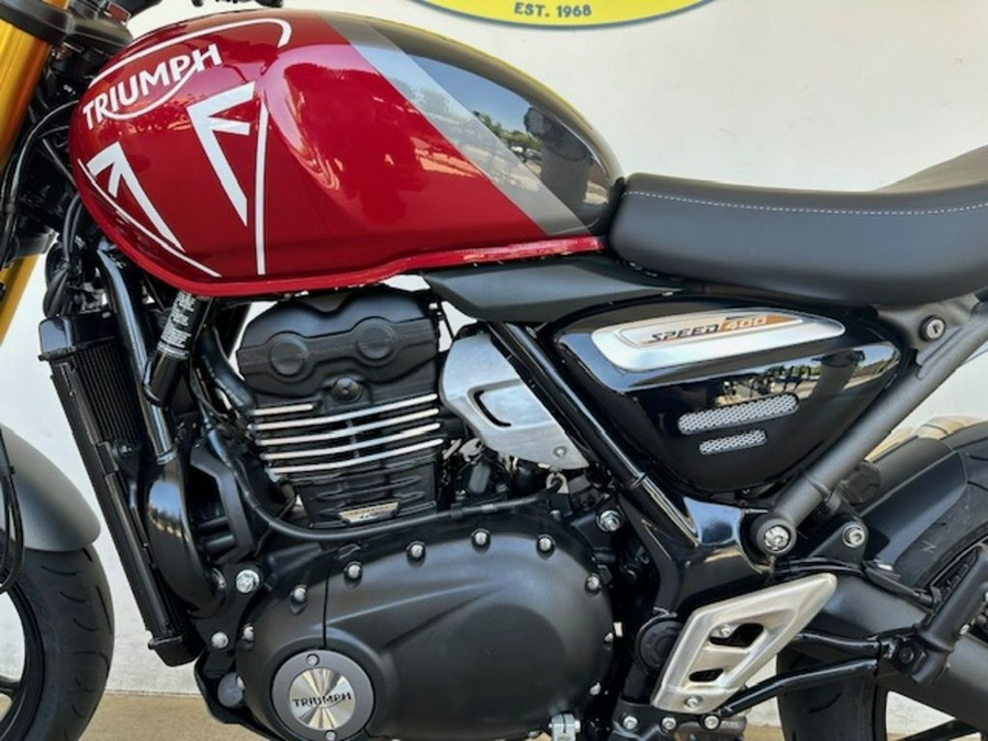 2024 Triumph Speed 400 Carnival Red / Phantom Black