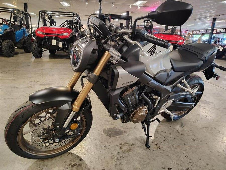 2025 Honda® CB650R E-Clutch