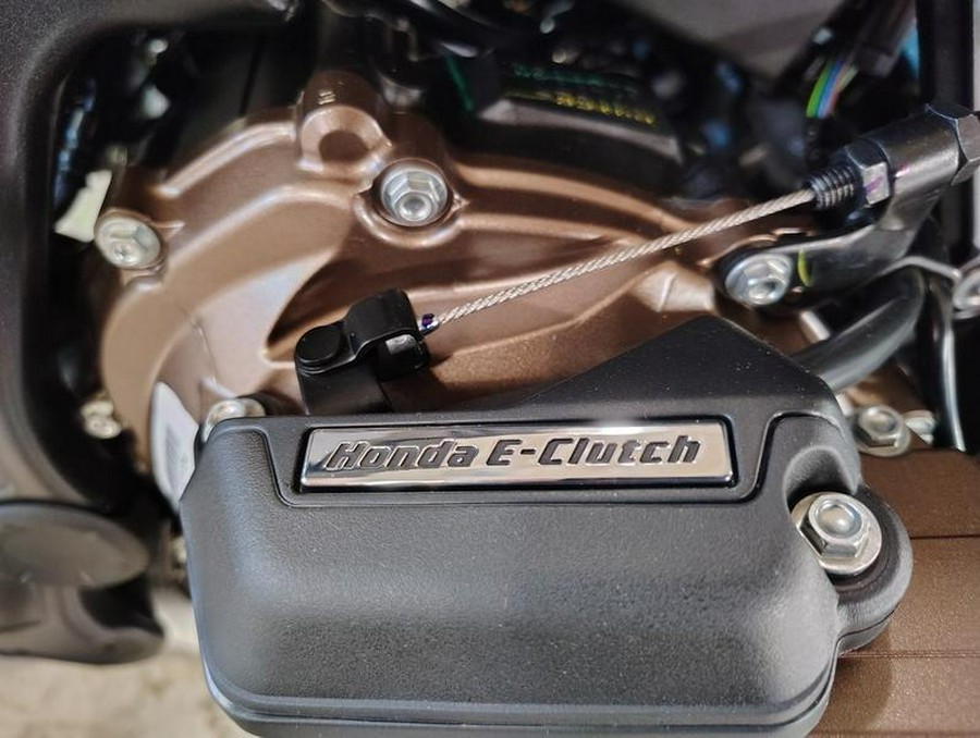 2025 Honda® CB650R E-Clutch