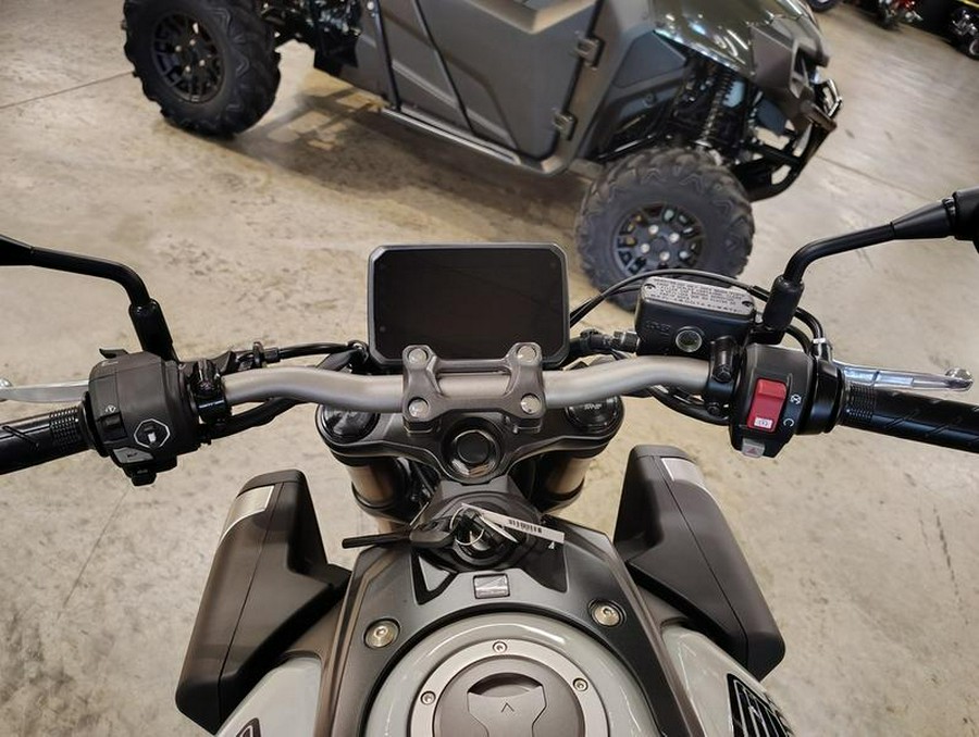 2025 Honda® CB650R E-Clutch