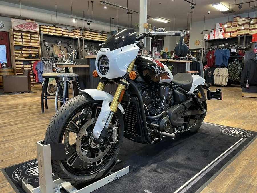 2025 Indian Motorcycle® 101 Scout® Ghost White Metallic with Graphics