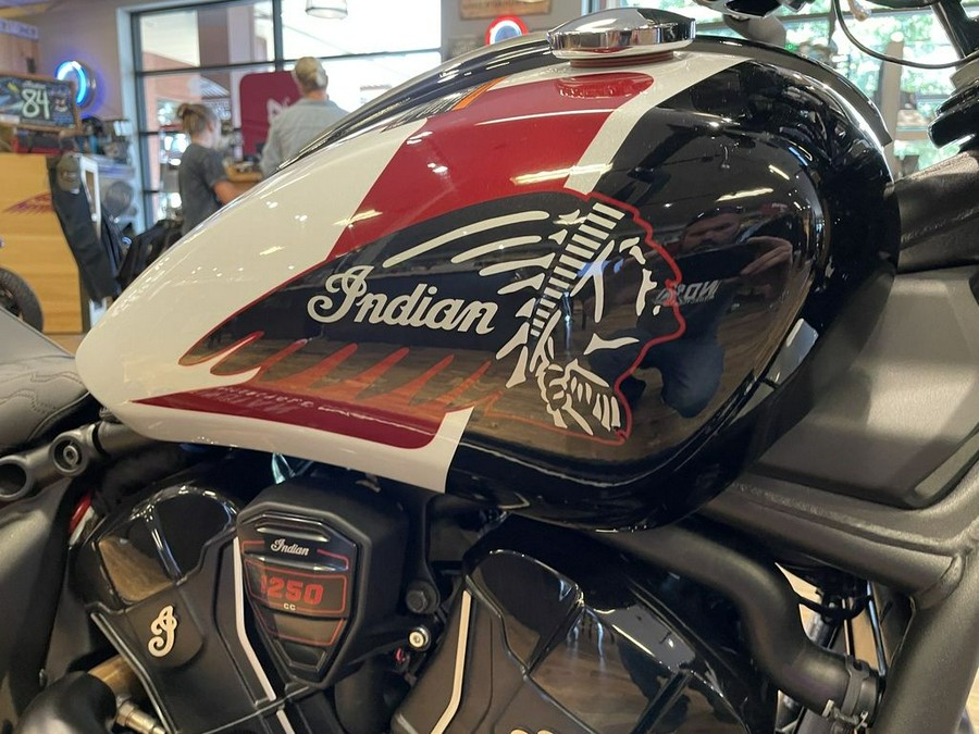 2025 Indian Motorcycle® 101 Scout® Ghost White Metallic with Graphics