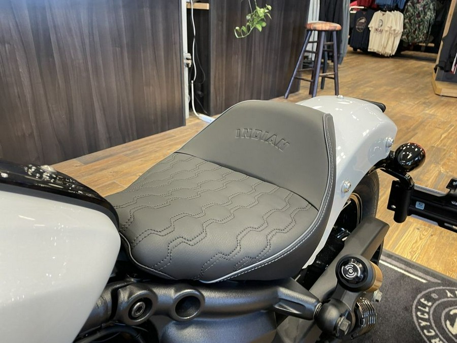 2025 Indian Motorcycle® 101 Scout® Ghost White Metallic with Graphics