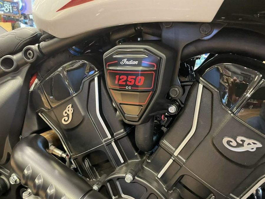 2025 Indian Motorcycle® 101 Scout® Ghost White Metallic with Graphics