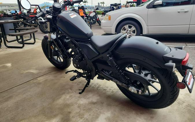 2026 Honda REBEL 300 E-CLUTCH