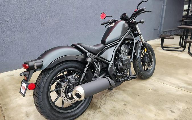 2026 Honda REBEL 300 E-CLUTCH